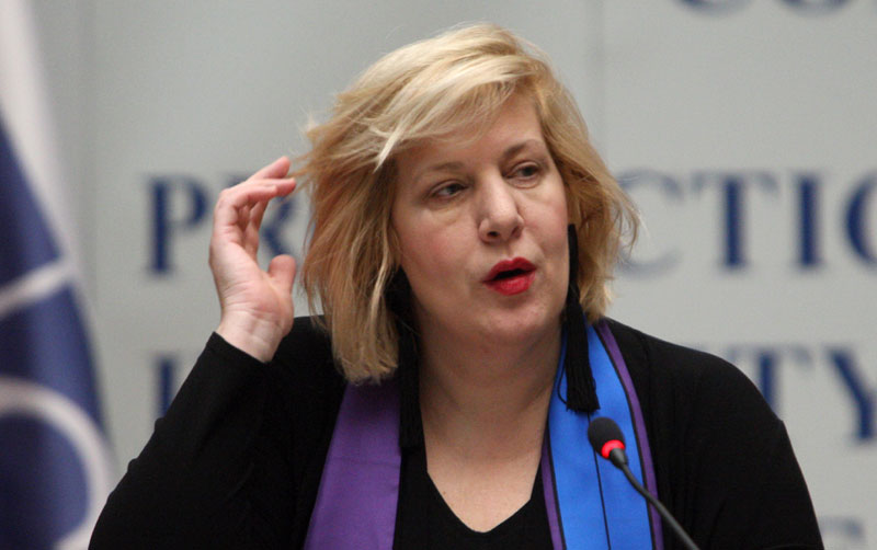 Дуња Мијатовић: Истражите напад на нишког новинара